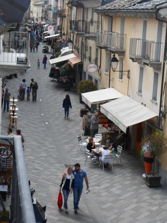 Casa De Giorgis Lejlighedshotel Aosta Eksteriør billede